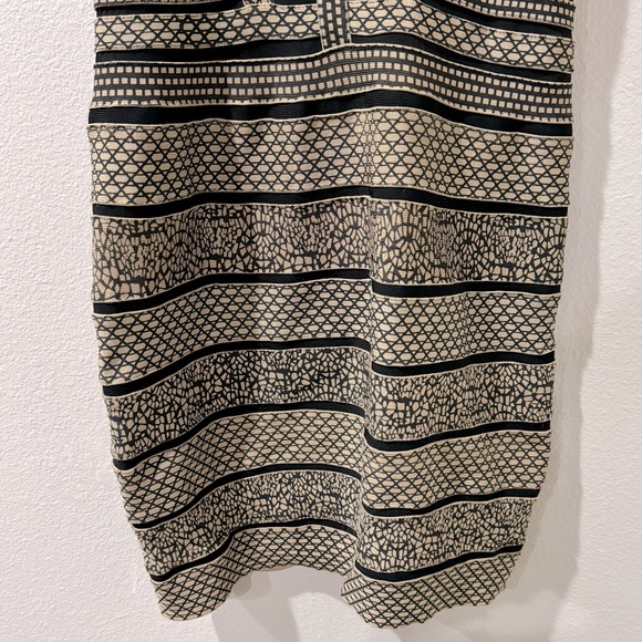 🎉SUPER SALE EVERYTHING MUST GO! Bandage Dress Tan & Beige w Sheer Panels Size L - Picture 6 of 11